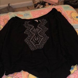 Black long sleeve flow top
